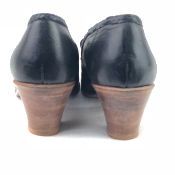 Vintage Latinas Black Leather Heels w/ wood heel - Picture 4 of 8